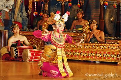 Spectacle de danse et de gamelan, Bali