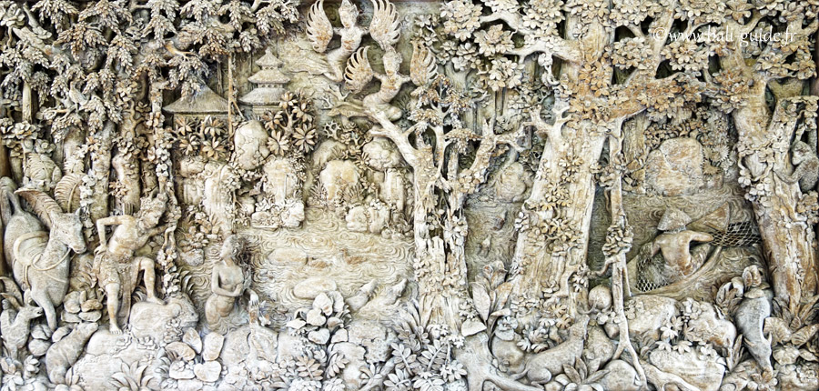 Bas relief en bois sculpté, Musée Neka à Ubud Bali